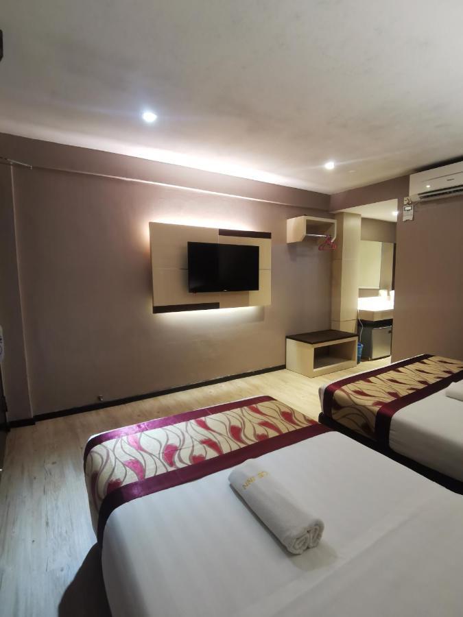 Palace Inn Miri Εξωτερικό φωτογραφία