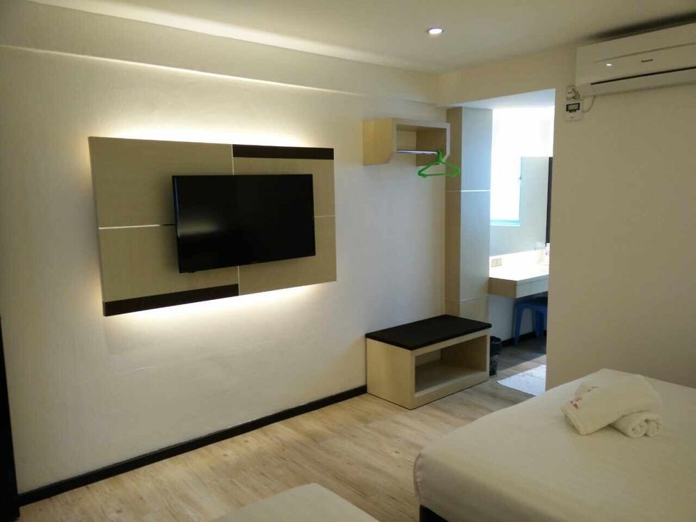 Palace Inn Miri Εξωτερικό φωτογραφία